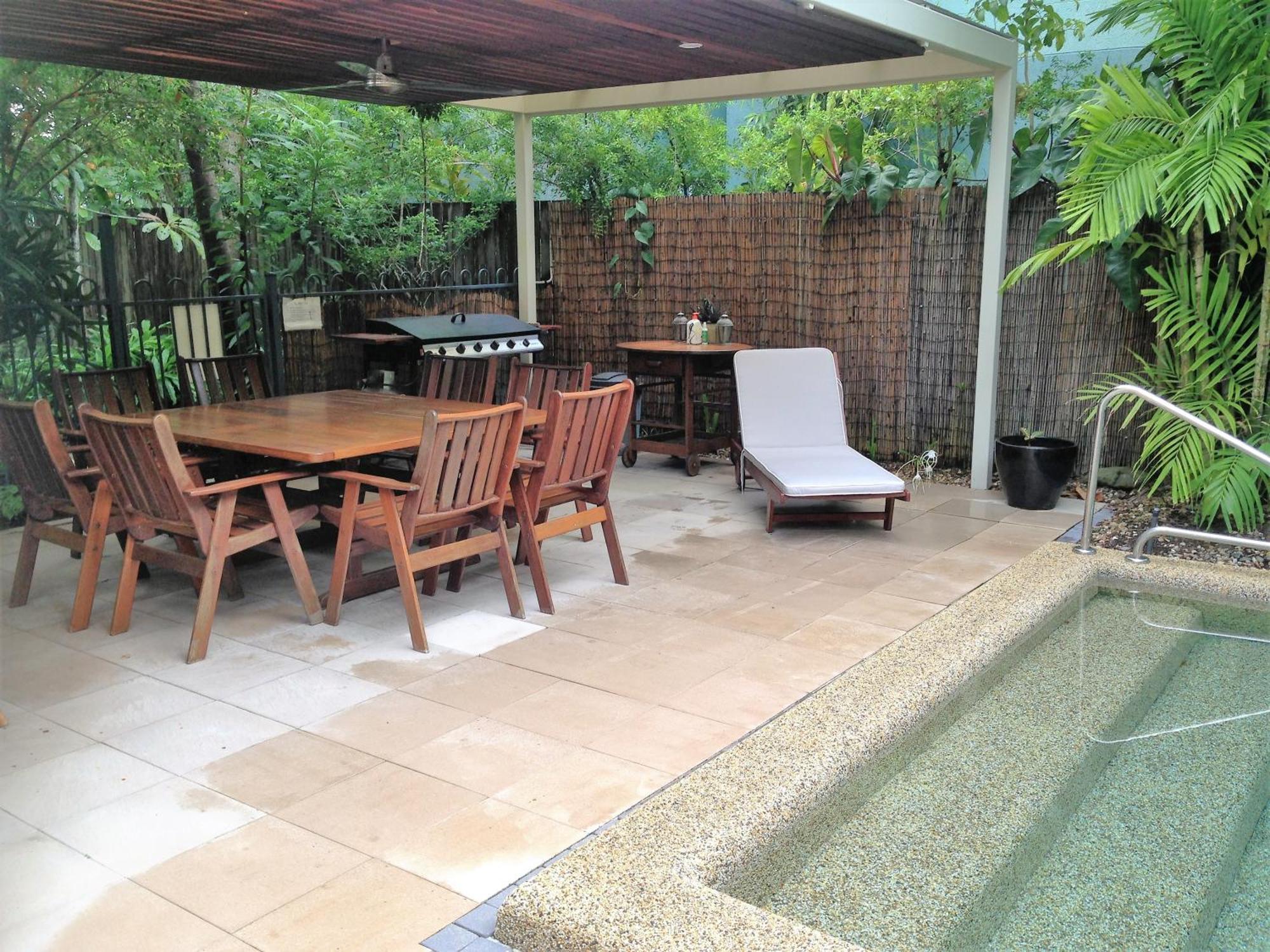 Nautilus Holiday Apartments Port Douglas Exterior foto